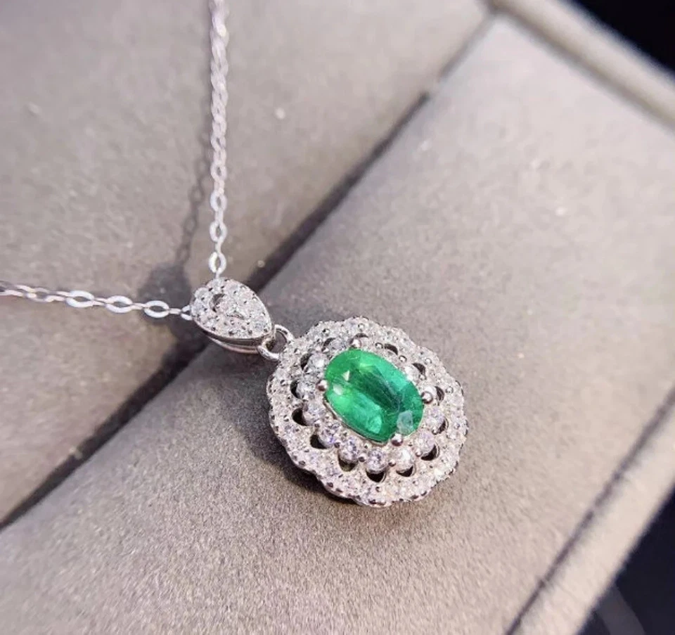 Кулон цепочка 18 дюймов с покрытием из белого золота 14 карат с зеленым изумрудом овальной огранки 2 карата - Изображение 4 из 4