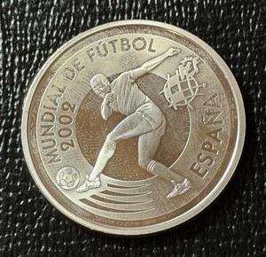 Spain 2002 10 Euros Proof Silver Coin:  2002 FIFA World Cup - Letter "O"