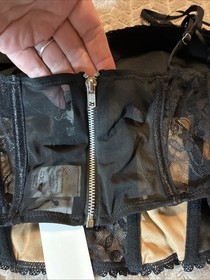 Hunter & Brown Black Corset Bra Top Size Small Lace Sexy Concert Club Festival