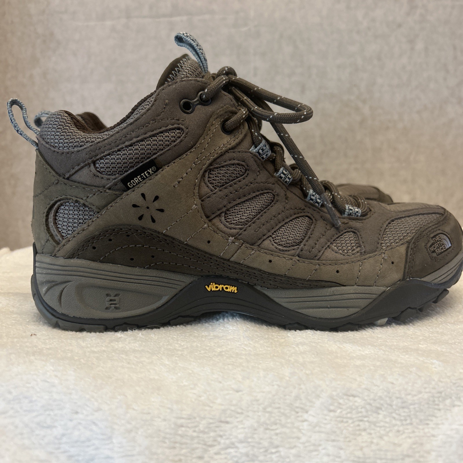 Womens The North Face Vibram Sole Hiking Outdoor Adventure Boots Gore-Tex Size 6