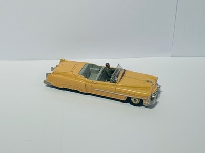 Dinky Toys 131 Cadillac Eldorado Pink, Original, Vintage, schönes Exemplar.