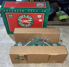 Sinclair Lockheed Vega 5B Vintage Airplane Bank, Liberty Classics/Spec Cast