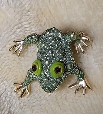 Vintage Green & Gold 3-D Frog/Toad W/Red Eyes Lapel/Hat Pin