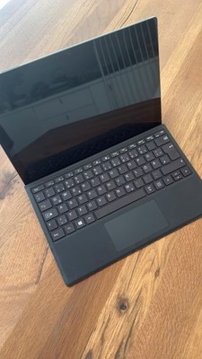 Microsoft Surface Pro 5 1796, 8GB RAM, 128GB HDD, Intel i5