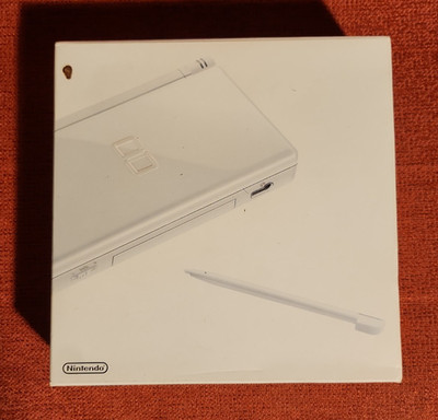 Nintendo DS Lite Handheld System - White - Open Box