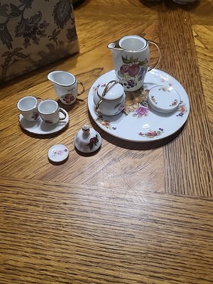 Small Odd Tea Set 12 Pieces, Pre-owned Unbranded 