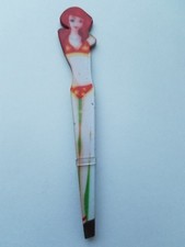 New Lady Design Slanted Tip Tweezers By Stella Fiesta