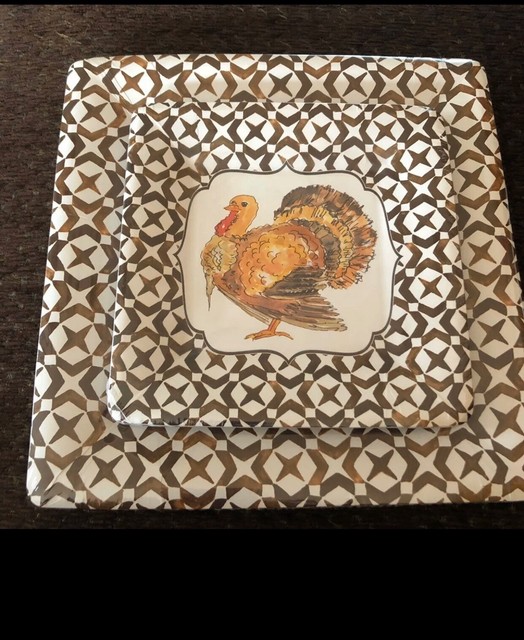 Thanksgiving Disposable Place Setting for 8 Heavy duty plates Napkins