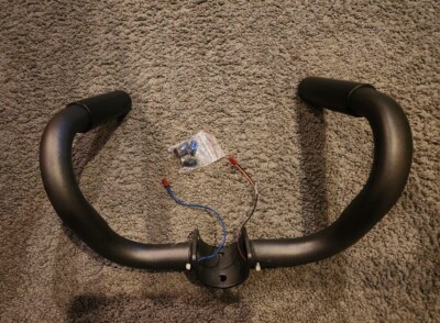 Gold's Gym Stride Trainer 595 Eliptical Machine Heart Rate Handles