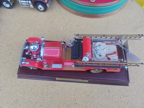 Franklin Mint 1922 Ahrens-Fox R-K Collectable Firetruck Great Condition - Picture 5 of 15