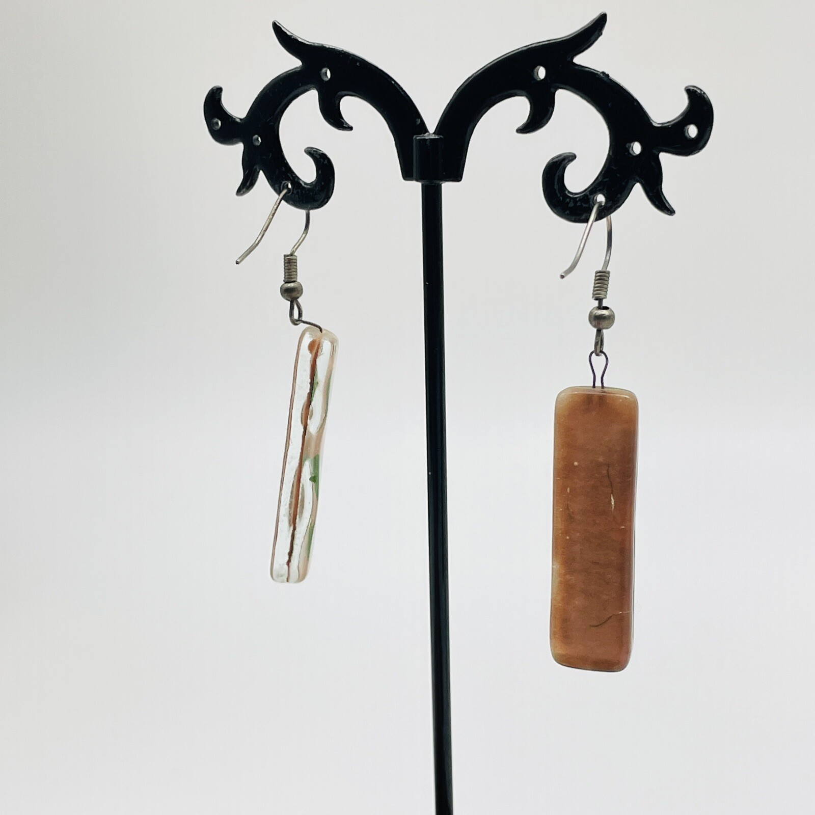 Vintage Art Glass Rectangular Dangle Earrings Pea… - image 9