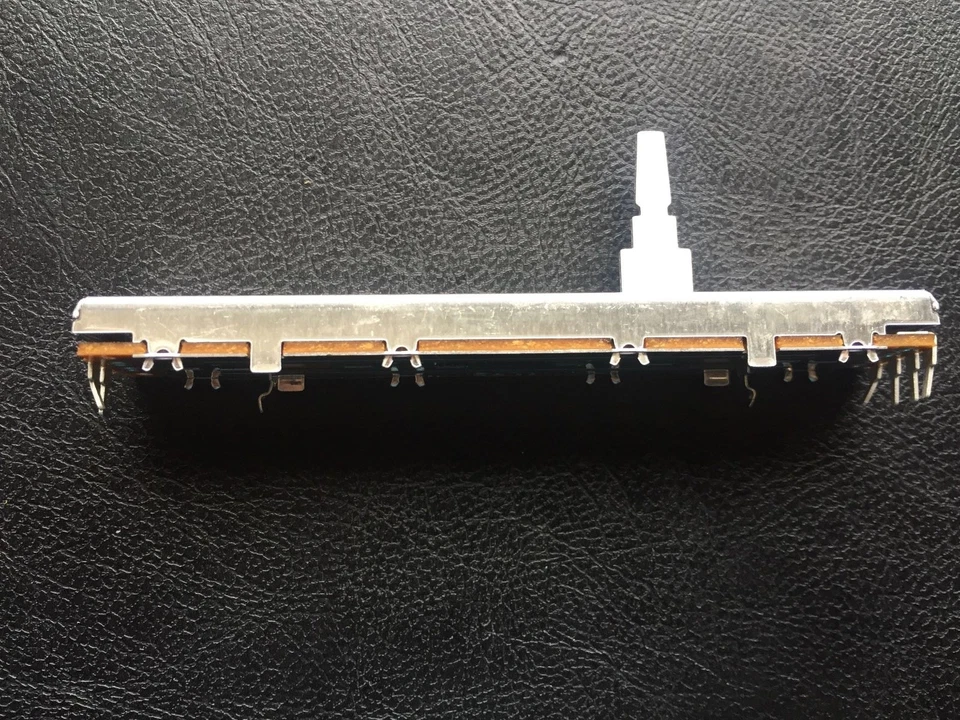 Pioneer DCV1006 Crossfader *GENUINE* DJM 300 400 500 600 700 750 800 850 - Image 4 of 4