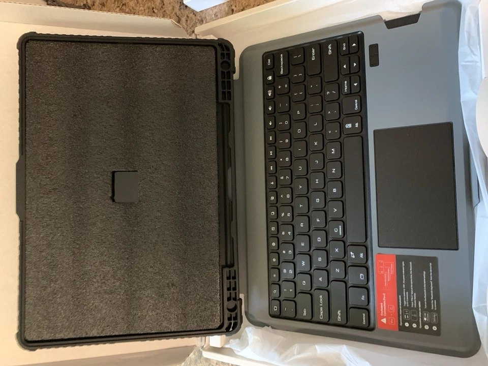 Nillkin BUMPER COMBO KEYBOARD CASE (NEW IN BOXFACTORY SEALED opened For Pictures - Image 3 of 4