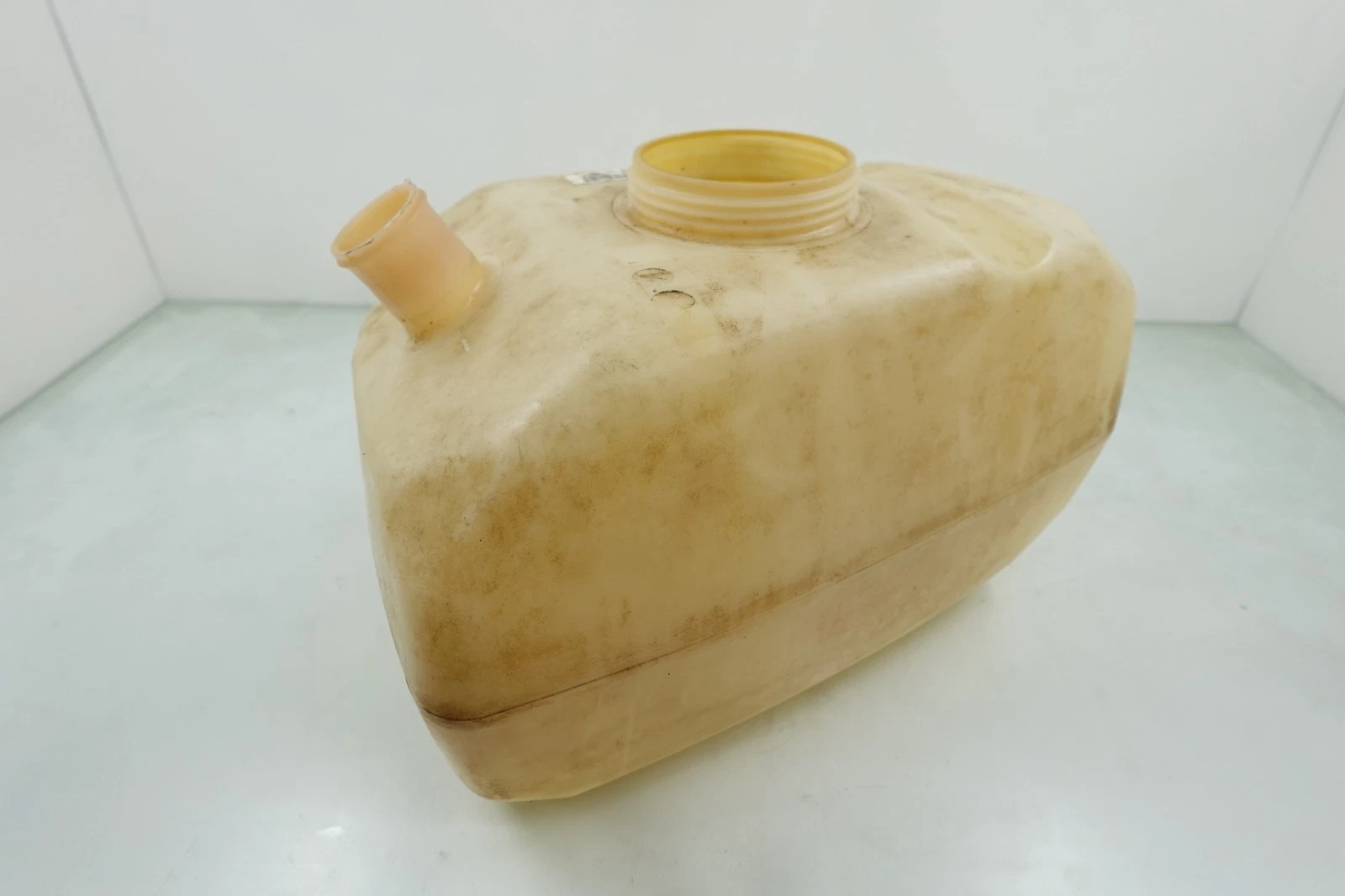 2016-2024 Sea-Doo Spark 900 HO ACE / TRIXX OEM Gas Fuel Tank 275500943 275500982
