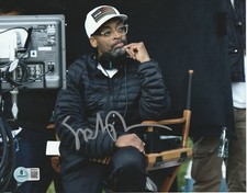 SPIKE LEE DIRECTOR SIGNED 8x10 PHOTO - BECKETT COA