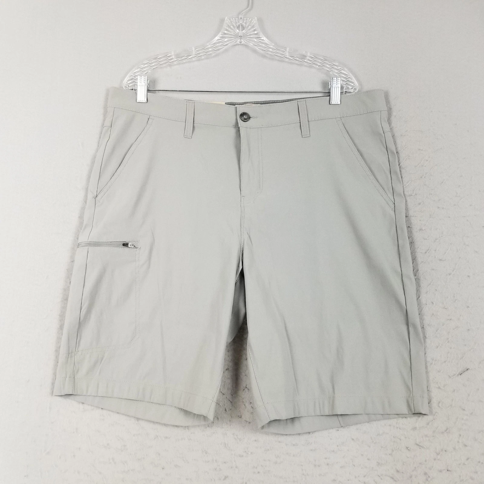 Weatherproof Vintage Shorts Mens 40 Gray Performance Stretch Cargo Zip Pocket
