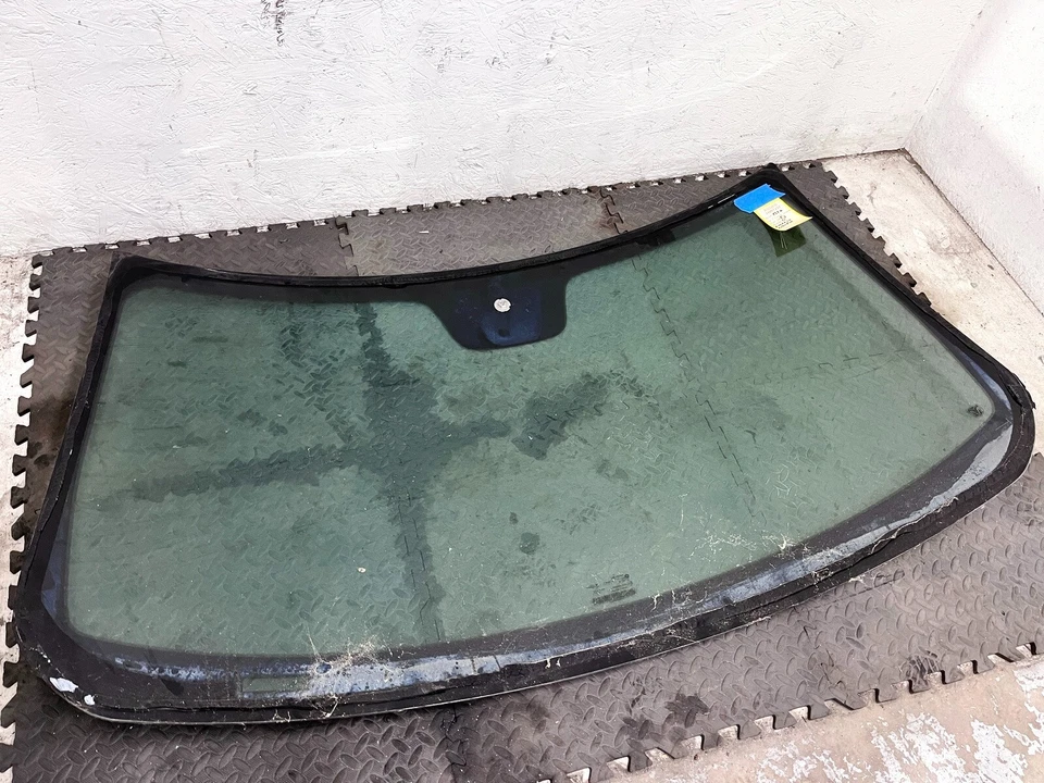 13-18 DODGE RAM 1500 FRONT WINDSHIELD WINDSCREEN WINDOW GLASS MOPAR OEM - Image 2 of 4