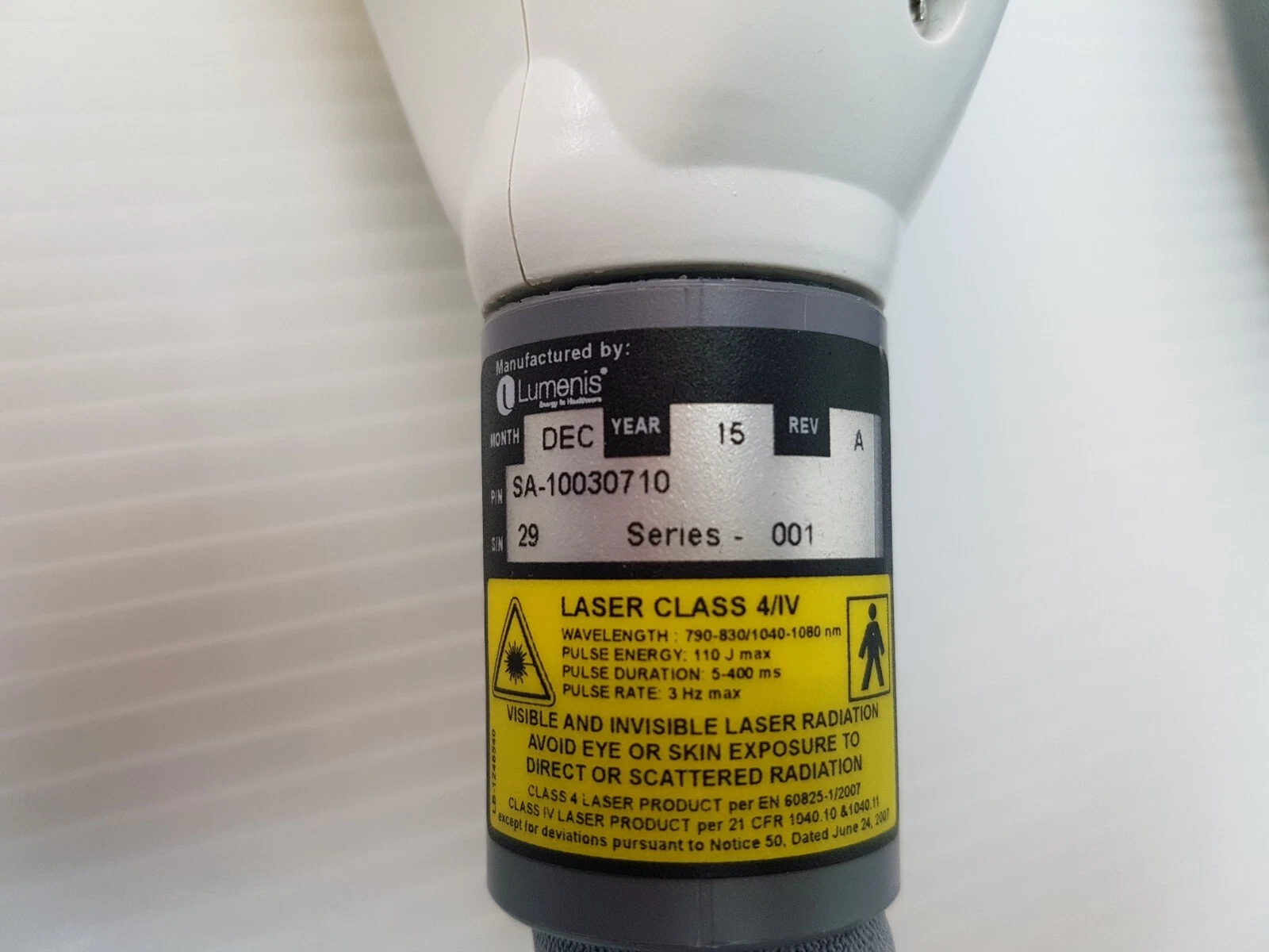 Lumenis label P/N SA-10030710 REV A with Class 4 laser ratings