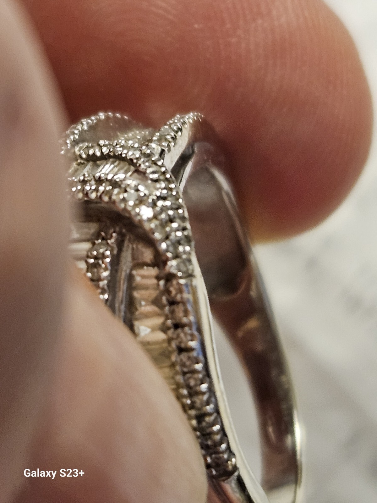 1.50 Carat Zales Diamond Engagement Ring 10.6gm 14K White Gold, Receipt $3,300