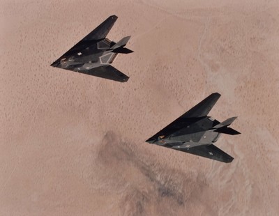 LOCKHEED SKUNK WORKS F-117 NIGHTHAWK STEALTH FIGHTER 11 X 14 ORIGINAL PHOTO