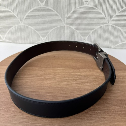 Levis Black Dark Brown Reversable Leather Belt silver Buckle Boys Size S/M 22-24 - Picture 5 of 8