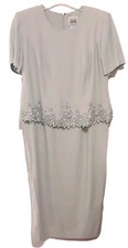 R  M Richards Formal Long Mother Dress Size L Mint Green Embellished