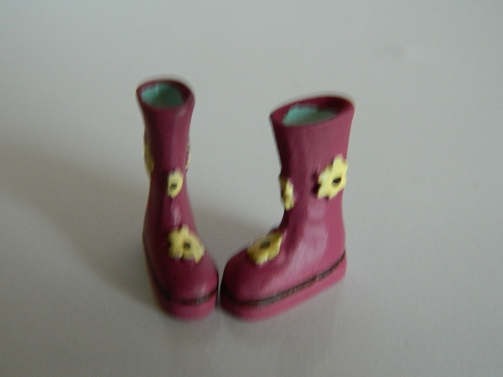 1/12th scale DOLLS HOUSE RESIN FLOWER POWER WELLY BOOTS