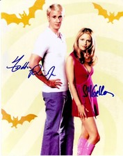 SCOOBY DOO Cast Signed 8x10 SARAH M. GELLAR & FREDDIE PRINZE  JR w. COA
