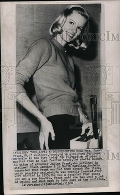 1960 New York Mrs Janet Frank 28 Westport Conn Looking Job 10X6 Wirephoto