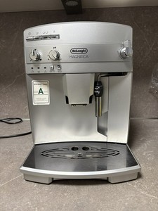 DeLonghi   Magnifica   ESAM 03.105.S Kaffeevollautomat  Voll funktionsfähig