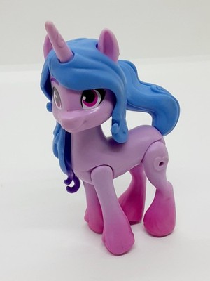 Izzy Moonbow My Little Pony action figure