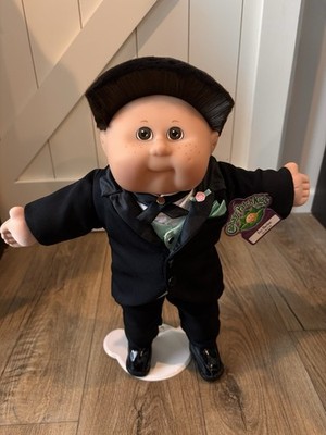 20th anniversary edition Cabbage Patch TRU K-5, freckles, Fox Harlan March 11
