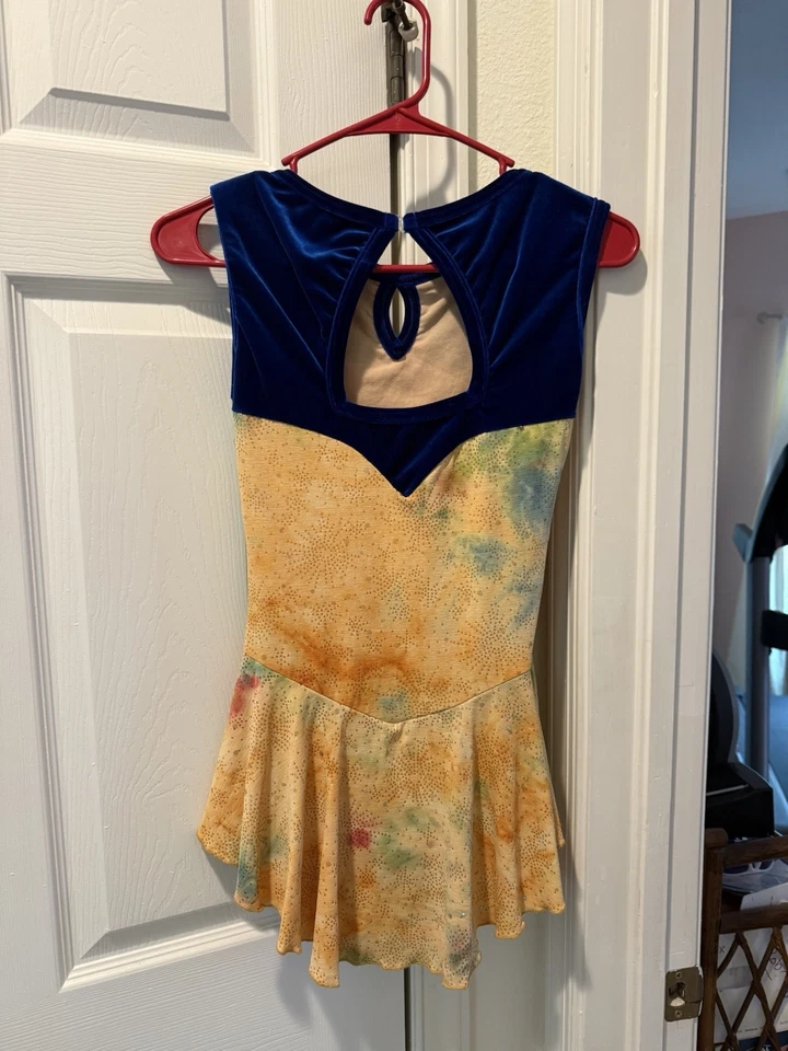 Vestido de patinaje sobre hielo Foto 2 de 4