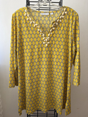 SUSAN GRAVER Liquid Knit Yellow Geometric Beaded Embellished Top M 40'' 3/4 Slve