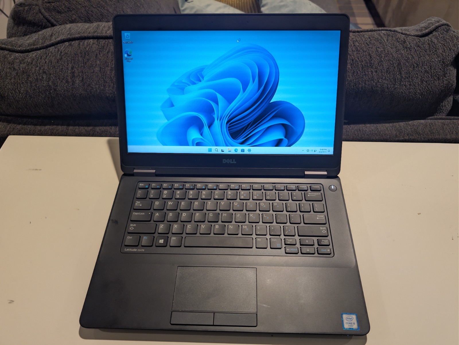 Dell Latitude e5470, 14-Inch Laptop, with Intel Core i5-6440HQ, 250 GB HDD (Hard Disk Drive), Windows 11 Pro