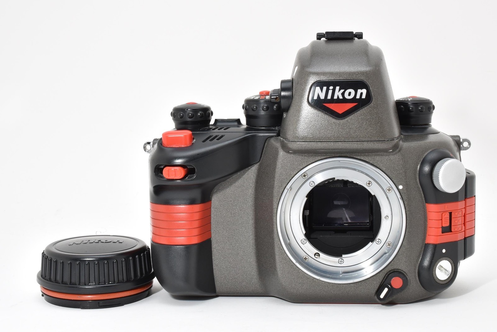 [MINT] Nikon Nikonos RS Underwater AF 35mm Film Camera Body w/ Strap From JAPAN