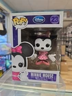 Funko Pop! Minnie Mouse 23 Disney Store Logo 2011 Version First Run w/ Protector