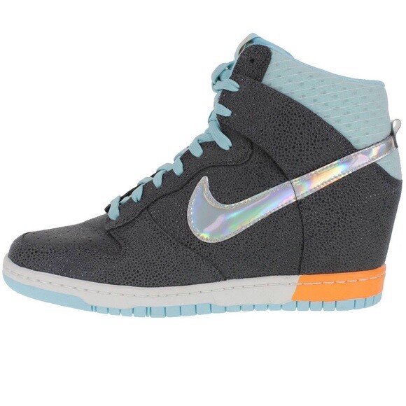 nike dunks sky high