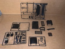 Vintage Junkyard Lot Of Plastic Model Parts And Pieces Lot Jy443 