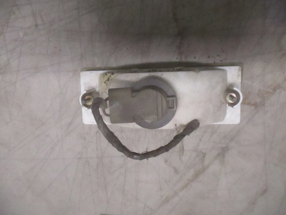 Luz de marcha atrás trasera conductor Chrysler Maserati TC 89 90 91 Foto 2 de 2