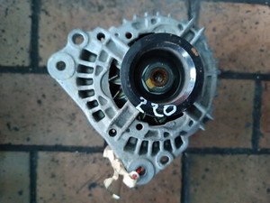 Original VW Golf 4 Audi A3 8L Lichtmaschine Generator 028903028C 70A 9TKM!!!