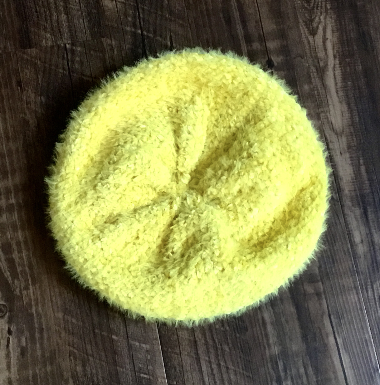 Вязаный берет Free People Fuzzy Furry Желтый Уютный плетеный берет НОВИНКА 5990₽