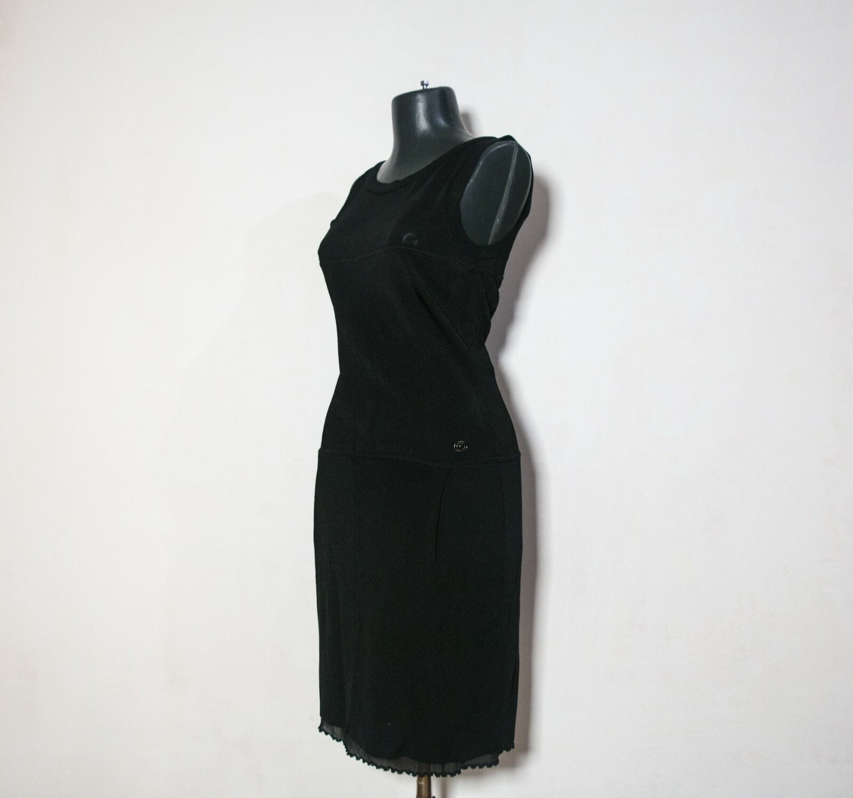 Chanel Women Black Dress Size 38 with little logo + under dress