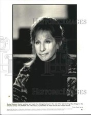 1996 Press Photo Director Barbra Streisand of "The Mirror Has Two Faces" movie