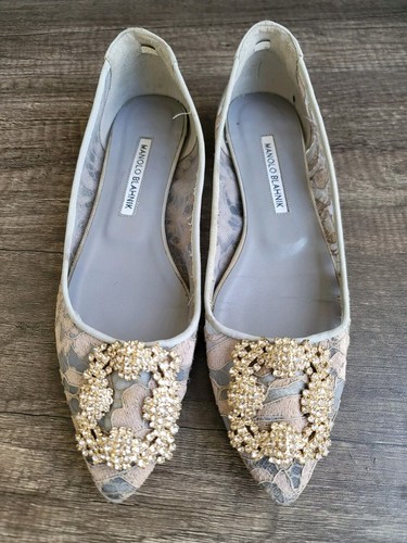 Manolo Blahnik Gray Lace And Satin Hangisi Flats Size 37 US 7.