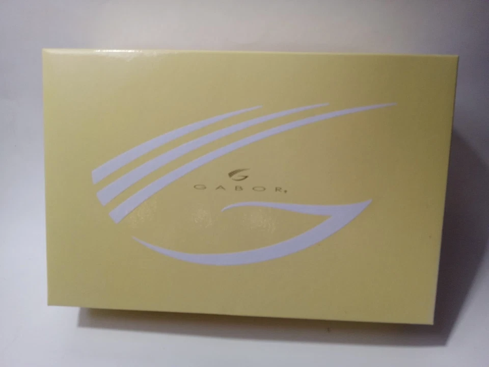 PELUCA GABOR LUXURY COLLECTION KANEKALON FLEXLITE; G38+ NOGAL AZUCARADO CON ETIQUETAS Y CAJA Foto 3 de 4