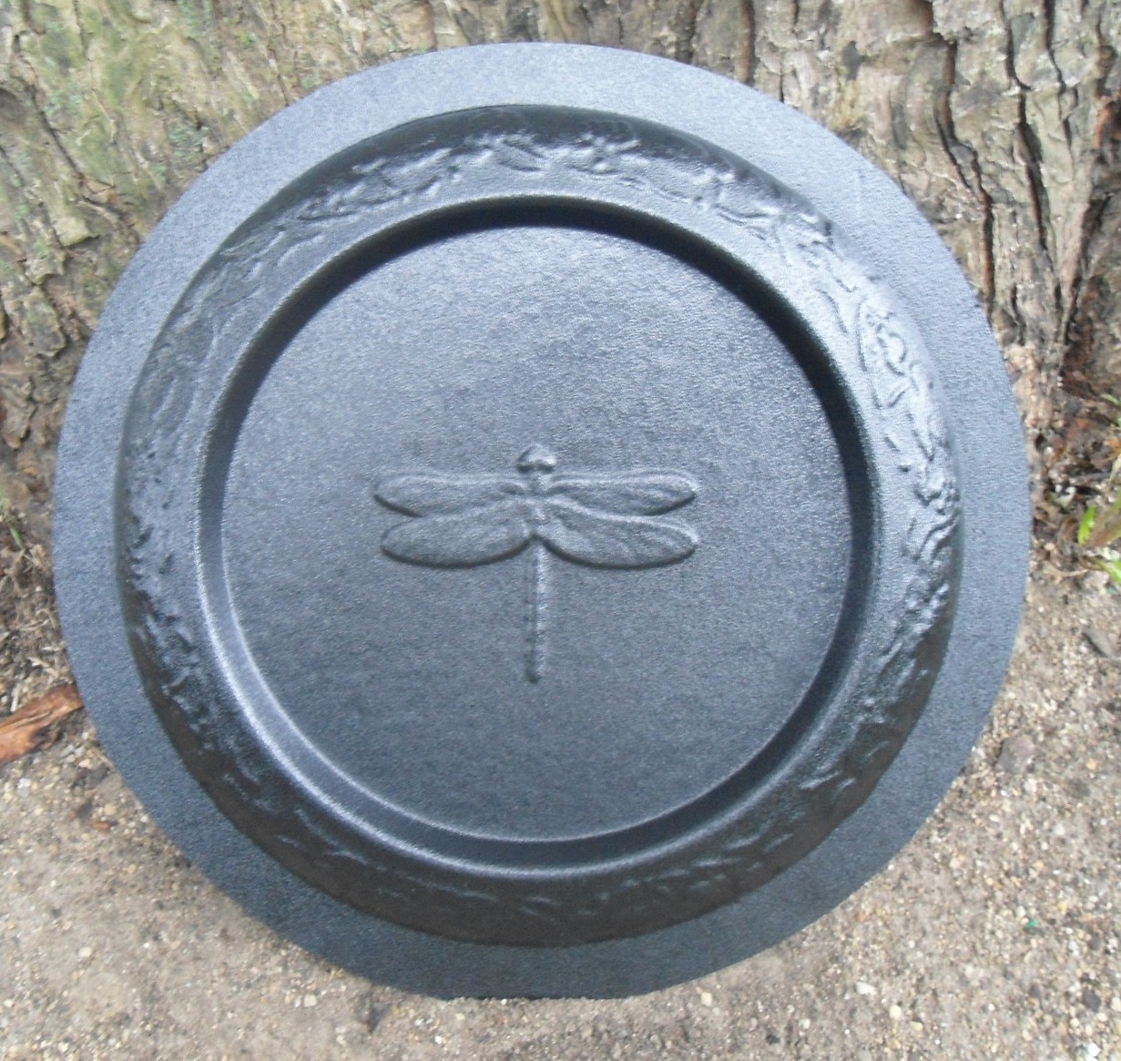 Dragonfly birdbath mold cement plaster mould 16" x 1.5" thick hold 1/2" water