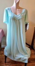VTH Miss Elaine Light Aqua Nightgown Silky size L