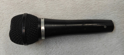 Digital Reference DR-VX1 Dynamic Microphone, dented grille