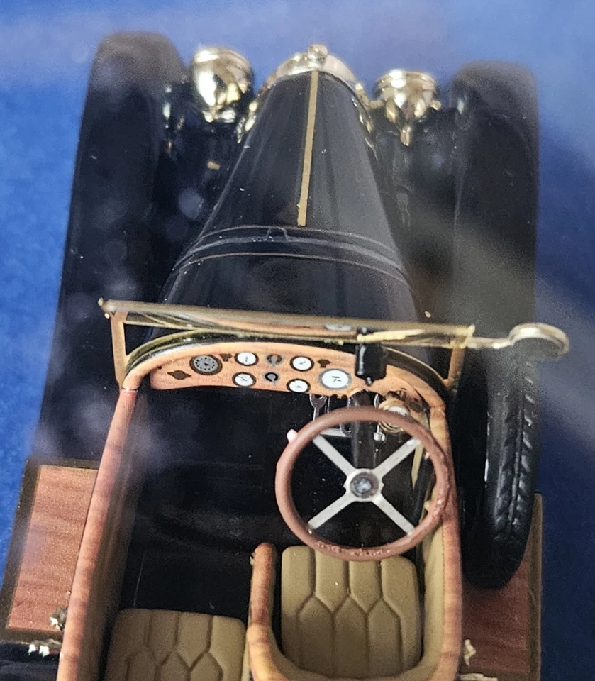 RARO 1910 BUGATTI TIPO 18 "BLACK BES" COLECCIÓN MUSEO LOUWMAN ESCALA 1:43 SIN USAR, EN CAJA Foto 3 de 4